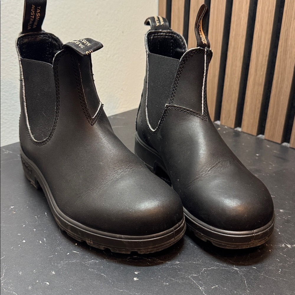 Blundstone Black Leather Chelsea Boots 510